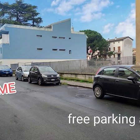 Appartement Casa Romeo Vinitaly - Free Parking - Wifi à Vérone Extérieur photo